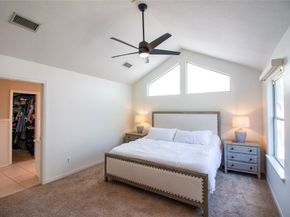 26 Shallow Pond Place, The Woodlands TX 77381