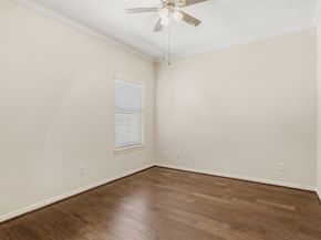 2911 Royal Oaks Grove, Houston TX 77082