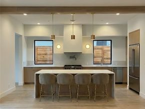 122 E 4th Street, Houston TX 77007