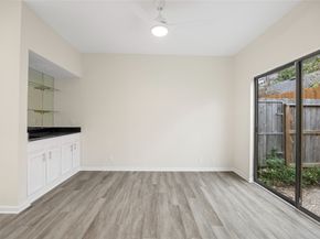 2668 Bering Drive 2668, Houston TX 77057