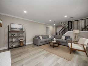 11302 White Gate Lane, Houston TX 77067