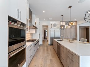 4935 Braesheather Drive, Houston TX 77096