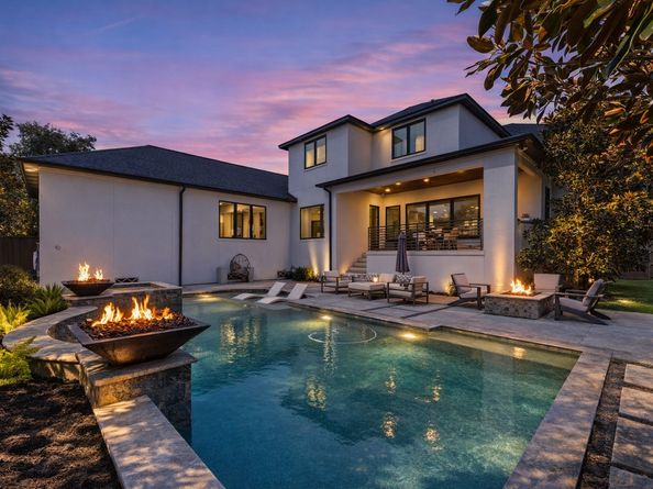 4935 Braesheather Drive, Houston TX 77096