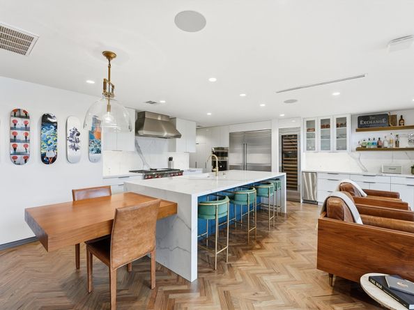 5756 Indian Circle, Houston TX 77057