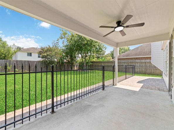 32315 Golden Oak Park, Conroe TX 77385