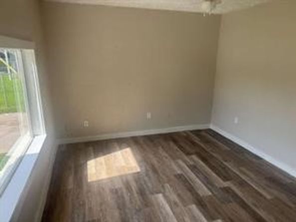 702 E Park Street, Sugar Land TX 77498