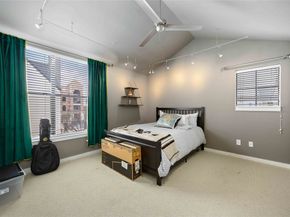 939 Colorado Street 17, Houston TX 77007