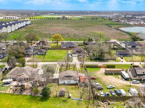 6109 Hertford Street, Houston TX 77048