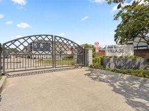 1524 Lakeline Oak Drive, Houston TX 77084