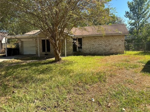9842 Lum Lane, Houston TX 77078