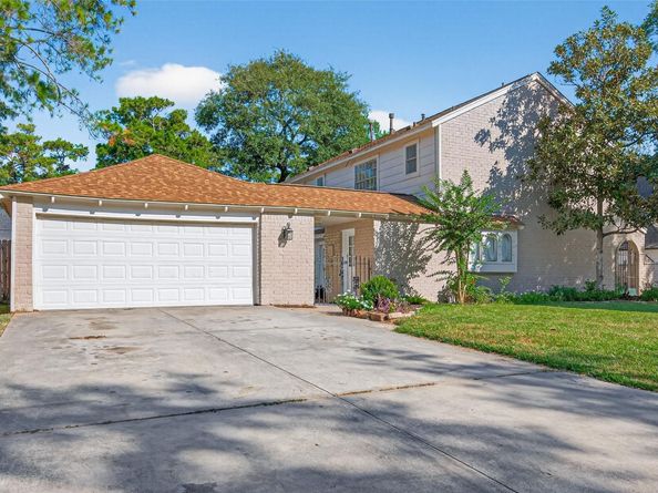 5414 Spanish Oak Drive, Houston TX 77066