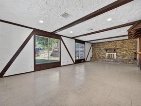 5414 Spanish Oak Drive, Houston TX 77066