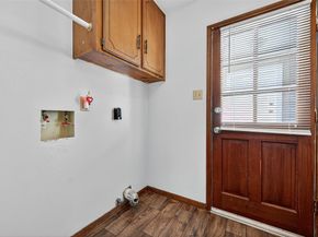 5414 Spanish Oak Drive, Houston TX 77066