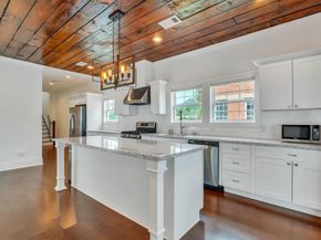 2405 Keene Street, Houston TX 77009