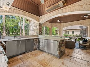15 Sterling Dale Place, The Woodlands TX 77382