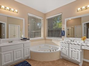2 Mellow Wood Place, The Woodlands TX 77381