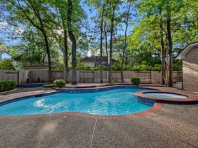 2 Mellow Wood Place, The Woodlands TX 77381