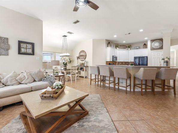 12323 E Elizabeth Shore Loop, Cypress TX 77433