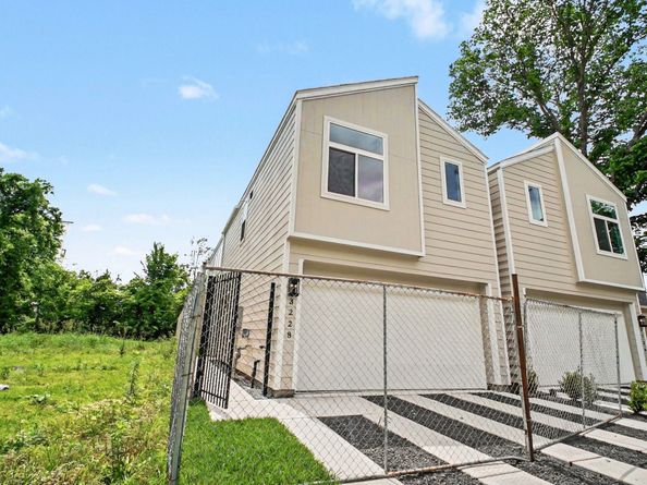 3228 Drew Street, Houston TX 77004