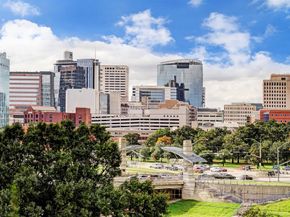 3642 Aberdeen Way, Houston TX 77025