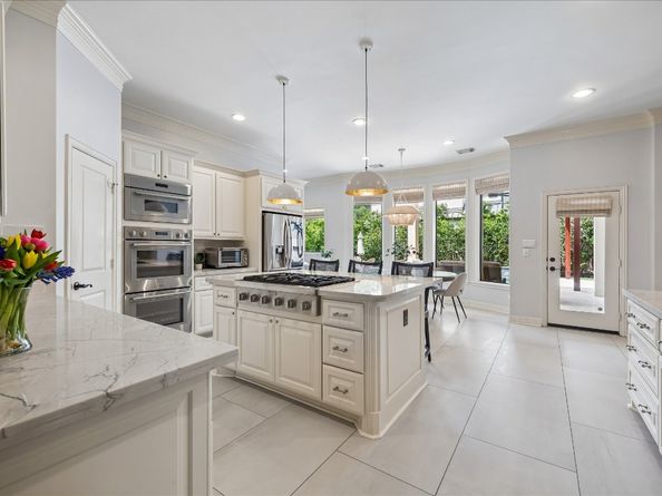 3642 Aberdeen Way, Houston TX 77025