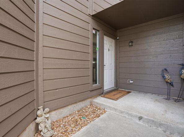 18024 Starboard Drive, Houston TX 77058