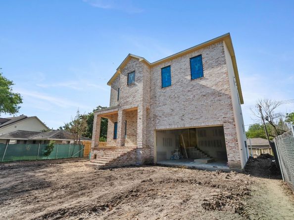 4009 Newshire Drive, Houston TX 77025