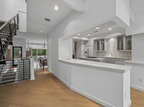 1804 N Memorial Way A, Houston TX 77007