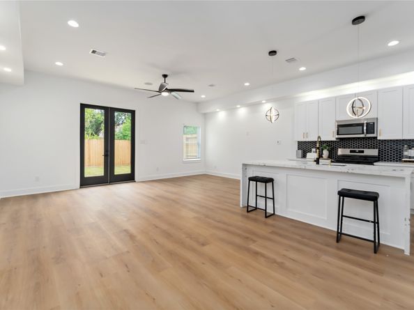 4121 Shelby Circle A/B, Houston TX 77051