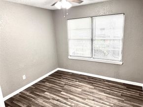 903 Roper Street, Houston TX 77034