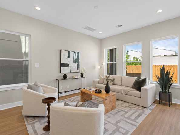 5827 Highland Sun Lane, Houston TX 77091