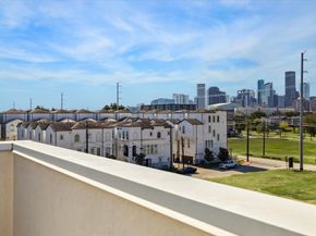 2763 Freund Street, Houston TX 77003