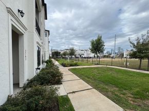 2763 Freund Street, Houston TX 77003