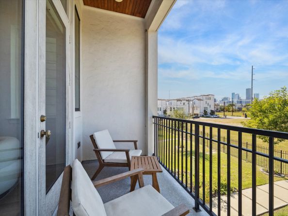 2763 Freund Street, Houston TX 77003