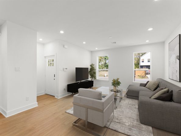 1475 Ferguson Way, Houston TX 77088