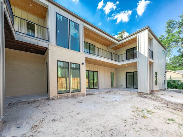 408 W 30th Street, Houston TX 77018