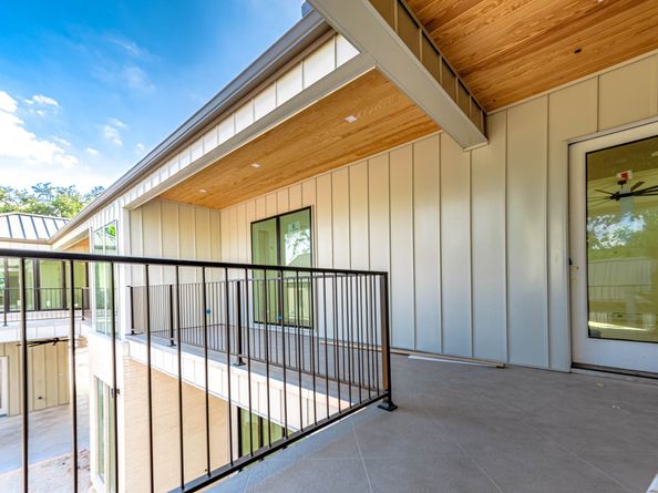408 W 30th Street, Houston TX 77018