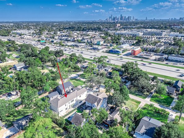 408 W 30th Street, Houston TX 77018