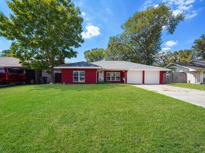 1337 Conrad Sauer Drive, Houston TX 77043