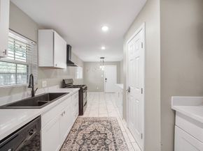 1337 Conrad Sauer Drive, Houston TX 77043