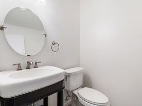 24 Woodelves Place, The Woodlands TX 77381