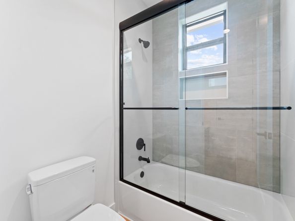 6711 Housman Street, Houston TX 77055