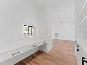 6711 Housman Street, Houston TX 77055