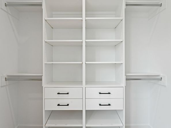 6711 Housman Street, Houston TX 77055