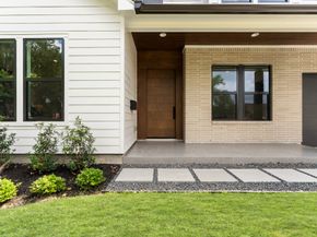 6711 Housman Street, Houston TX 77055