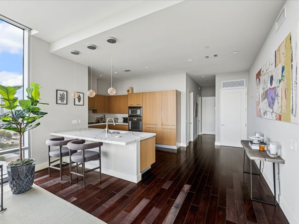 2727 Kirby Drive 12C, Houston TX 77098