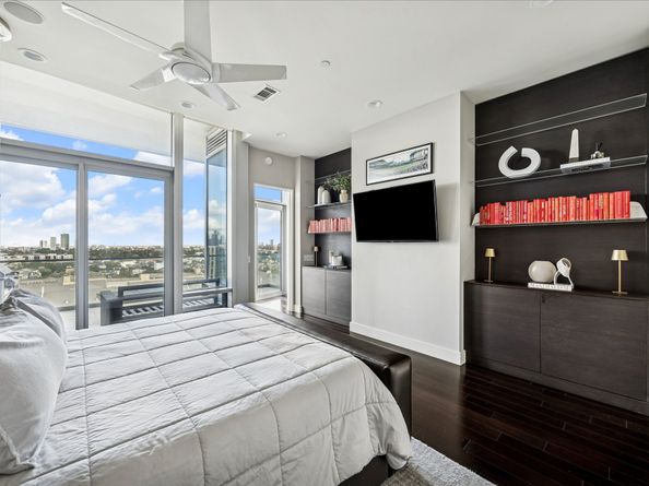 2727 Kirby Drive 12C, Houston TX 77098