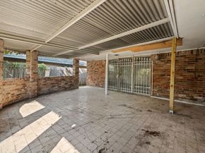 8622 Dover Street, Houston TX 77061