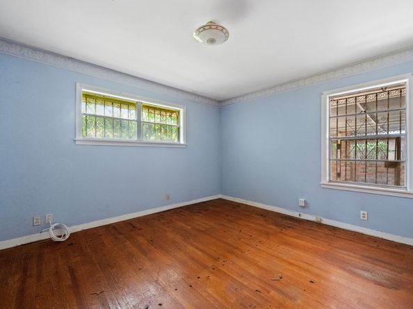 8622 Dover Street, Houston TX 77061