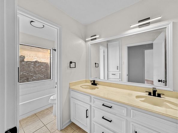 7519 Teal Run Drive, Houston TX 77071